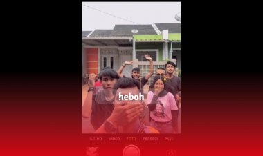 Kompak Banget! Anak-Anak SMA Ini Bikin Konten Lucu di Tiktok