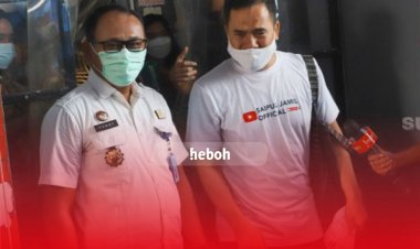 Momen Saipul Jamil Akhirnya Bebas dan Dijemput Pacar