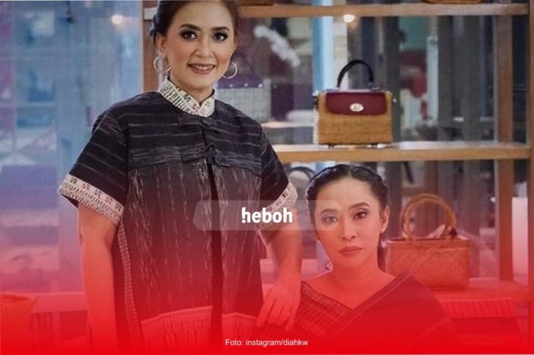 5 Kain Tradisional Khas Indonesia yang Menawan