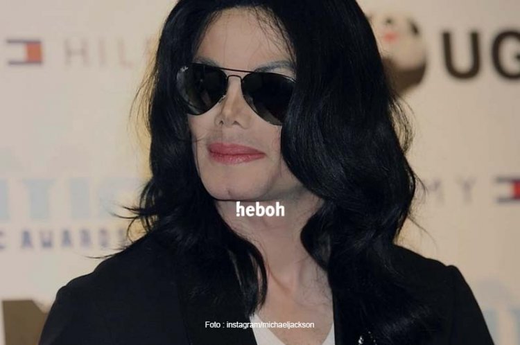 Dokumen Aplikasi Paspor Michael Jackson Bocor hingga Dilelang Rp1 Miliar