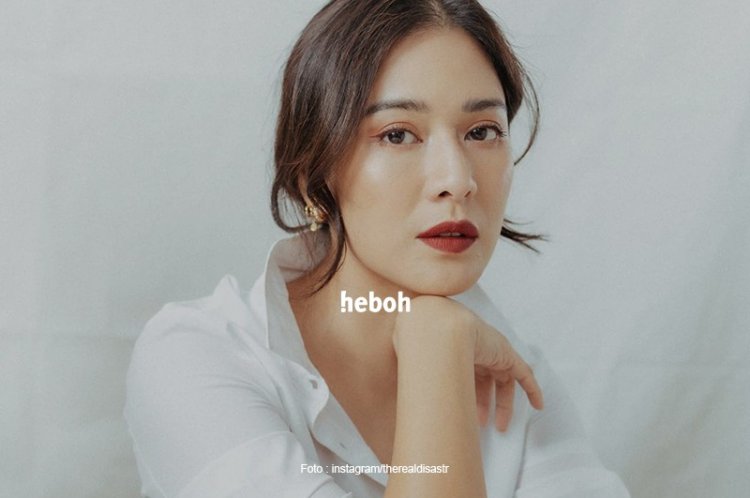 Bikin Takjub, Perpustakaan Pribadi Dian Satrowardoyo Mirip Kantor Dumbledore!