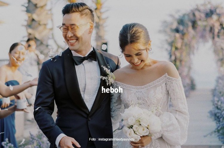 Rayakan Pernikahan di Bali, Maudy Ayunda dan Jesse Choi Tampil Serasi