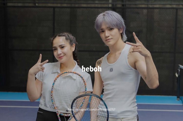 Bikin Fans Iri, Nagita Slavina Main Tennis Bareng Taeyong NCT
