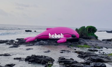 Seniman Arkiv Tampilkan Paus Berukuran 30 Meter yang Terdampar di Tanah Lot, Ingatkan Soal Pelestarian Laut