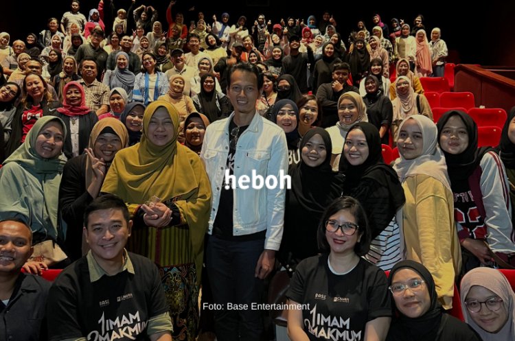 Kisah Perjuangan Anika Bikin Baper Penonton Perdana Film '1 Imam 2 Makmum'