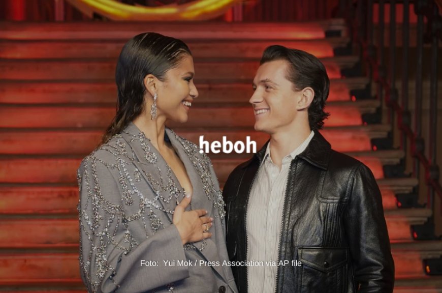 Tom Holland Dikabarkan Telah Bertunangan dengan Zendaya