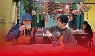 Kocak! Editan Member BTS Lagi Nongkrong di Indonesia