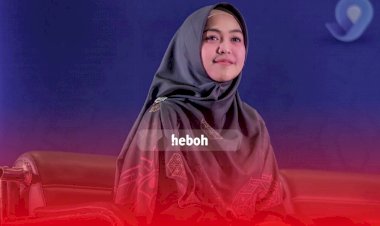 Empat Tahun Tertunda, Ria Ricis Akhirnya Jalani Sidang Skripsi Secara Virtual