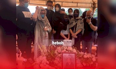 Ivan Gunawan Hantarkan Jenazah Sang Ayah ke Tempat Peristirahatan Terakhir, Dipenuhi Suasana Haru