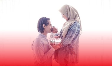 Bagai Bidadari, Cut Meyriska Pamer Foto dengan Buah Hati