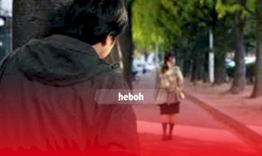 Heboh! Setelah Kain Jarik, Kini Ada Stalker dengan Fetish Kaki dan Seragam SMA?