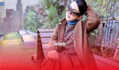 Tenteng Tas Rp 2.5 M, Syahrini Justru Dikritik Karena Background Jadi LA