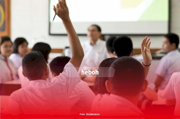 Corona Mewabah di Indonesia, Sekolah di Berbagai Daerah Diliburkan