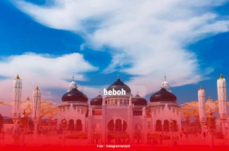 Deretan Masjid Paling Bersejarah di Indonesia
