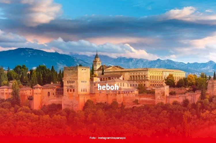 Alhambra, Jejak Kerajaan Muslim di Spanyol