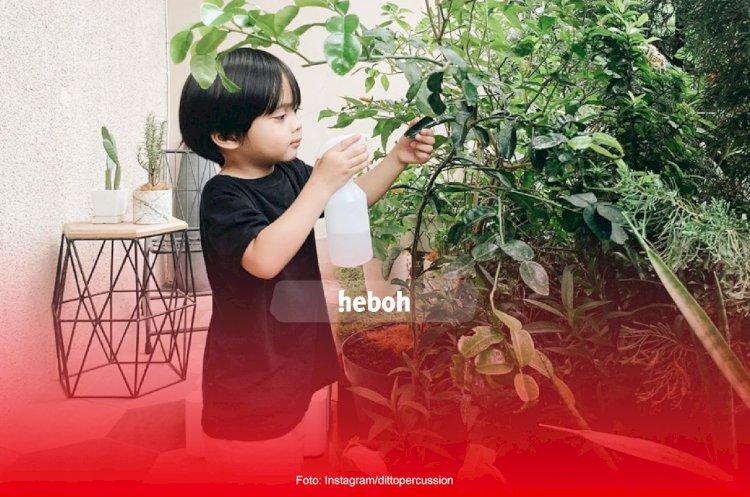 Anak Artis dengan Rambut Gaya 'Mangkuk' Paling Menggemaskan