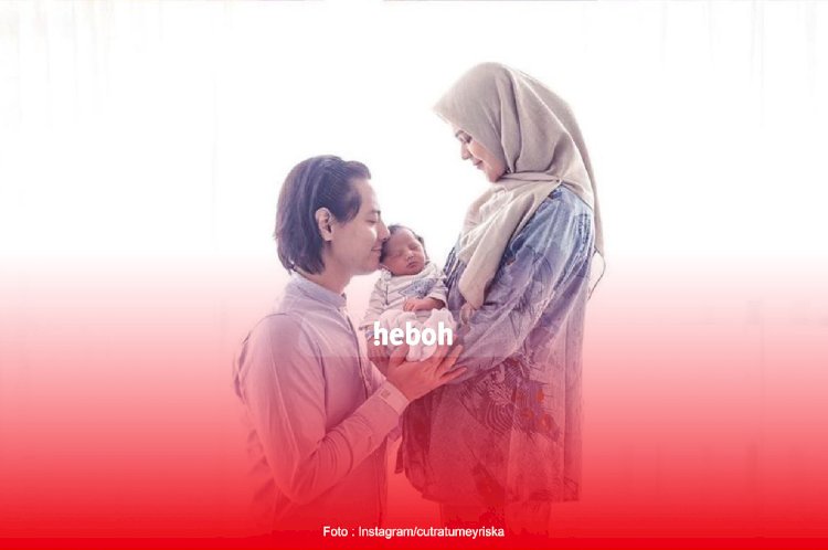 Bagai Bidadari, Cut Meyriska Pamer Foto dengan Buah Hati